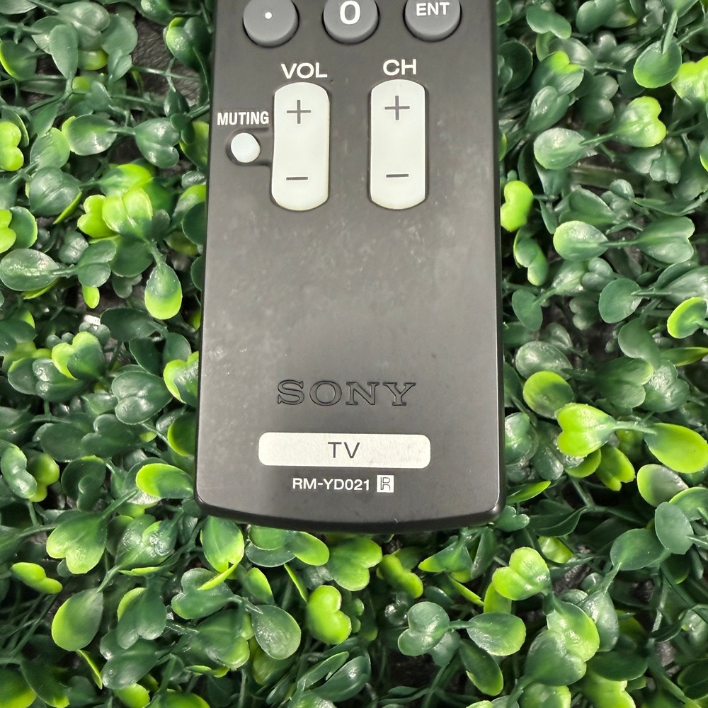Sony RM-YD021 TV Remote Control Genuine OEM Black Replacement Controller Tested - Picture 2 of 5